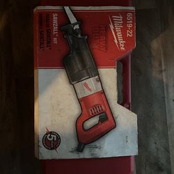 Milwaukee Red SawZall