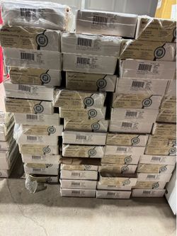 63 boxes of nice laminate flooring