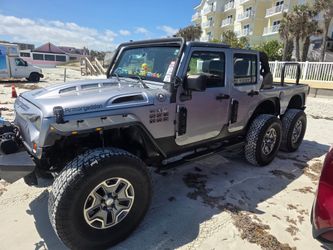 Costume 6+6 Jeep