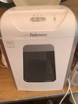 Paper shredder