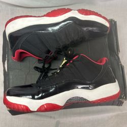 Air Jordan 11 Retro Low Bred Black White Red Playoff Flu - Size 8.5