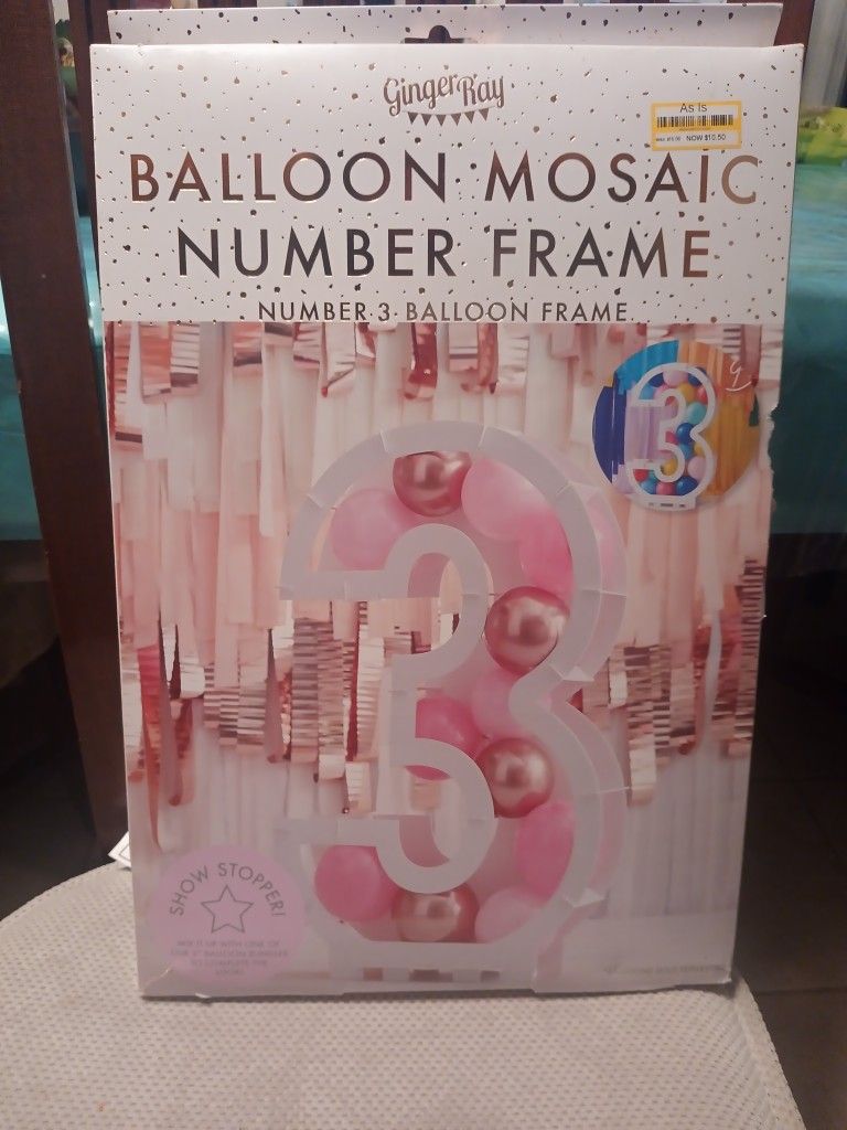 Balloon Number Frame "3"