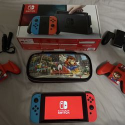 Nintendo Switch - Used A Few Times No Scratches With Extras 