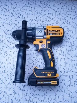 Dewalt XR Hevy Duty 20V Max Comes With Battery 