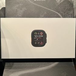 Apple Watch Ultra 2 GPS + Cellular, 49mm Black Titanium Case with Black Trail Loop - M/L