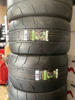 305/35/20 Atturo Tires