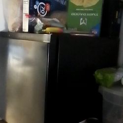 Small Refrigerator Works Great 