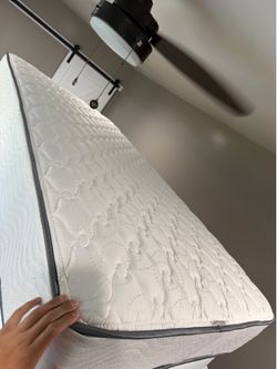 Luxury Firm Simmons Mattress
