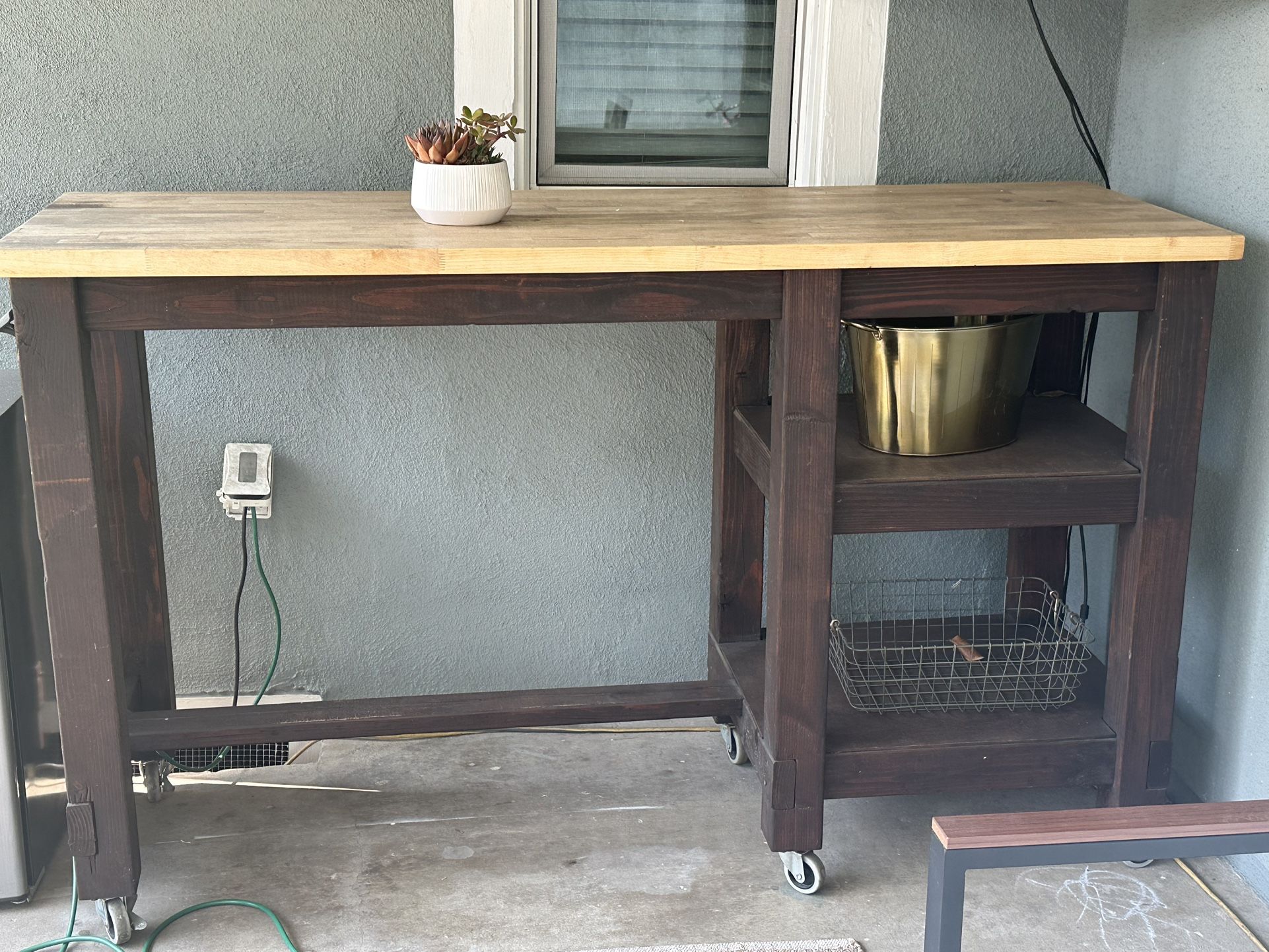 Stand Up Desk/Table