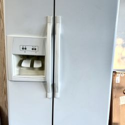 Whirlpool Refrigerator 