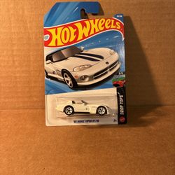 Hot Wheels ‘92 Dodge Viper RT/10 Treasure Hunt (Milwaukie,OR)
