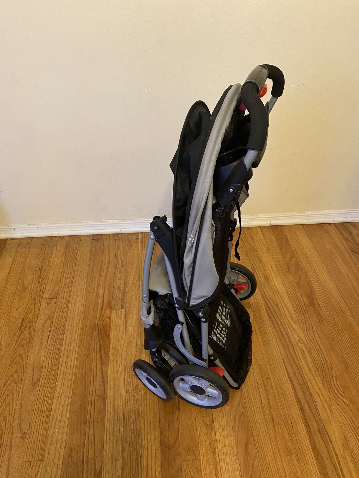 Kolcraft baby stroller