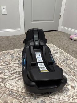 NUNA PIPA RELX  Car seat base