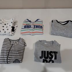 Set of 5 Cozy Winter Baby Onesie / One Piece Pajamas - 3 Months.