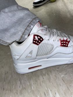 Jordan 4 red Metallic Size 10
