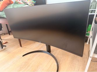 LG 34WP65C-B (34” curved ultrawide, 3440×1440, 160 Гц