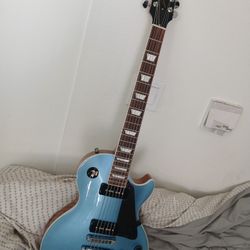 Gibson Les Paul CLASSIC 2018 P90. IN MINT CONDITION...$1700
