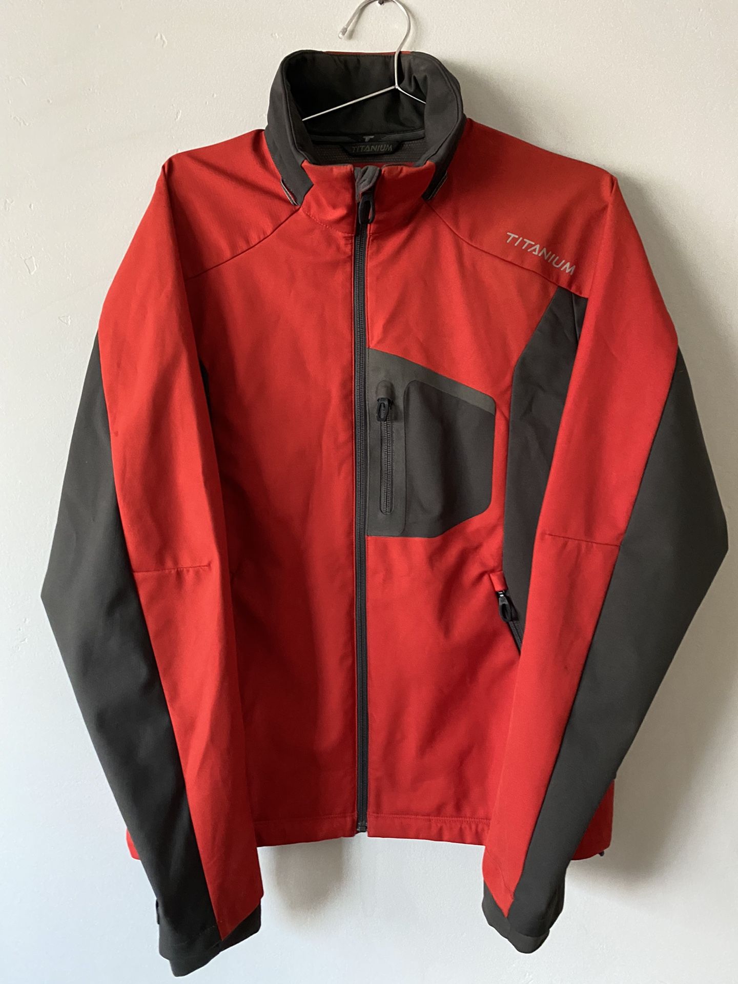 Columbia Titanim Light Jacket - Medium