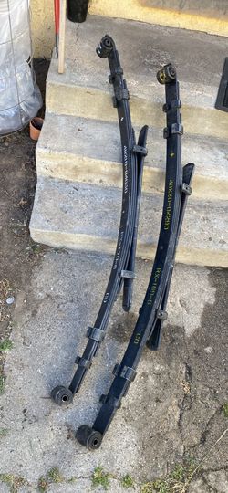 Leaf springs OEM 2022 Toyota Tacoma 4x4 TRD off road