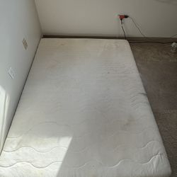 Queen Memory Foam Mattress 