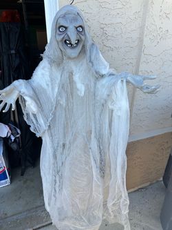 Halloween decor