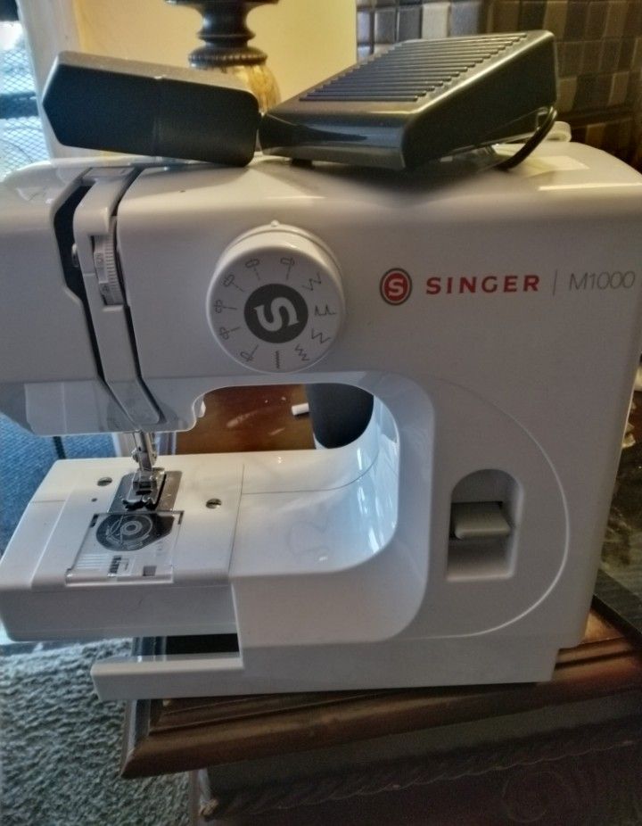 Singer Sewing Machine