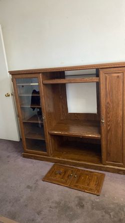 Free entertainment center