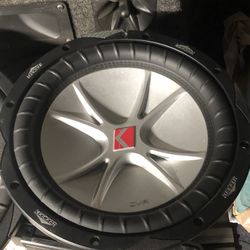 10 Inch Kicker Cvr Subwoofer