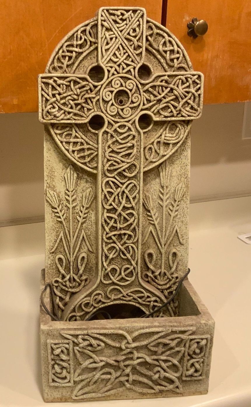 Celtic Water Fountain 