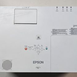 Epson PowerLite 6100i LCD Projector EMP6100 
