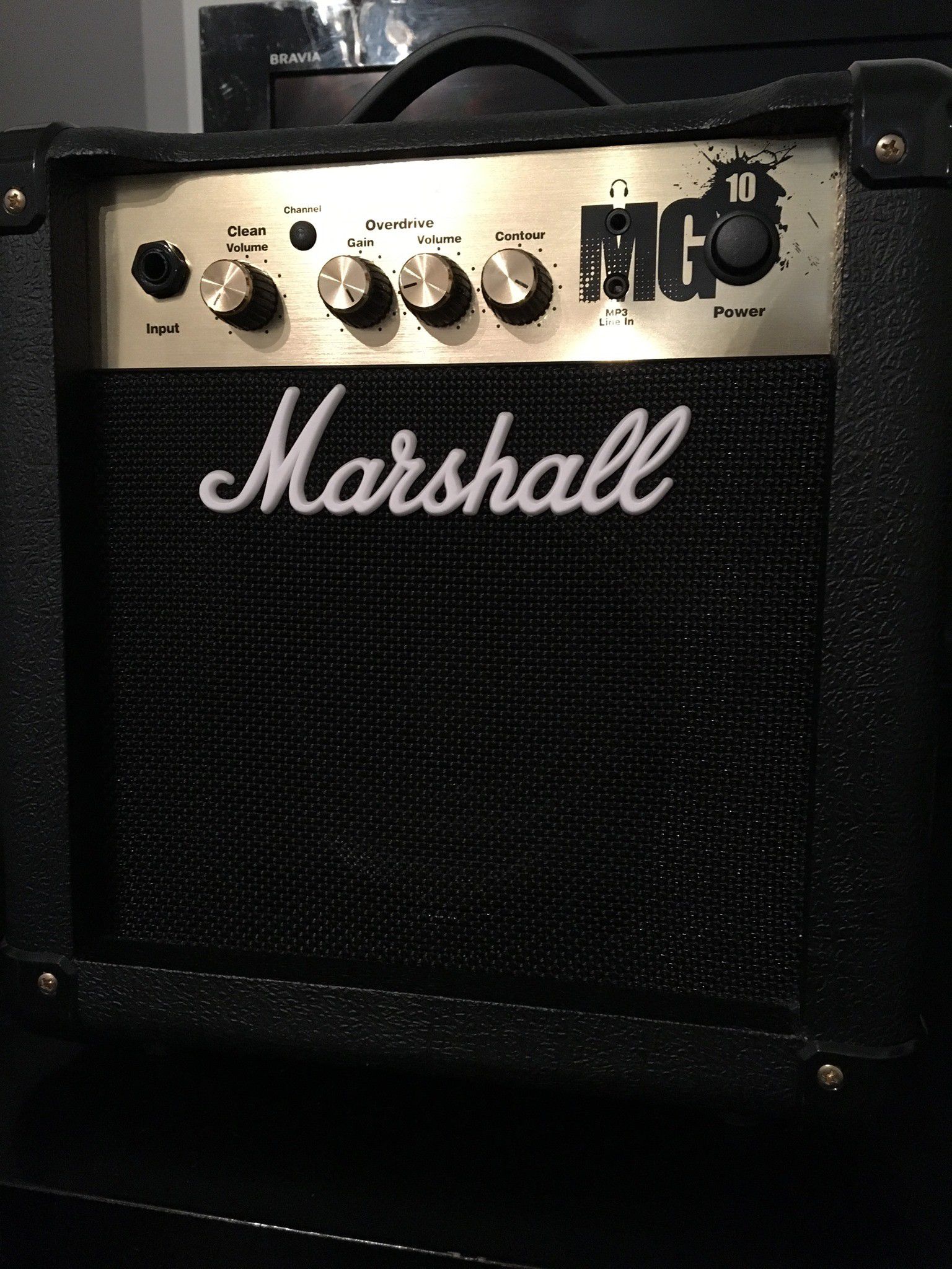 Marshall MG 10