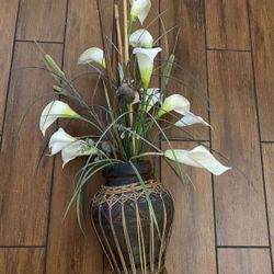 White Calla Lily Flowers  with Vase 