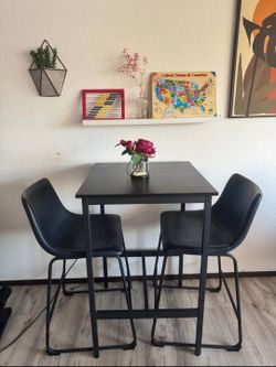 Compact Counter Table and Dining Chairs
