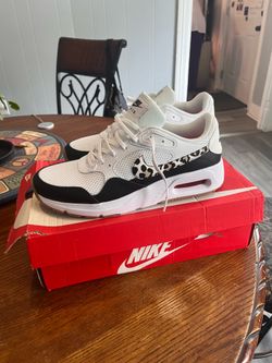 Nike Women’s Cheetah Print Air Max! Brand new!