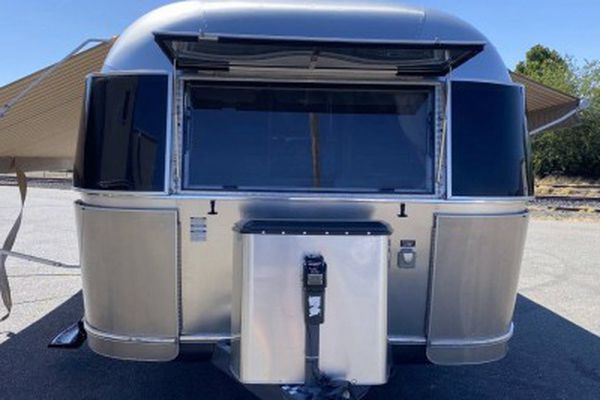 Photo Excellent.like new 2012 Airstream camper.$1600