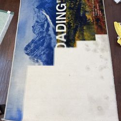 Off White Rug Still Loading 