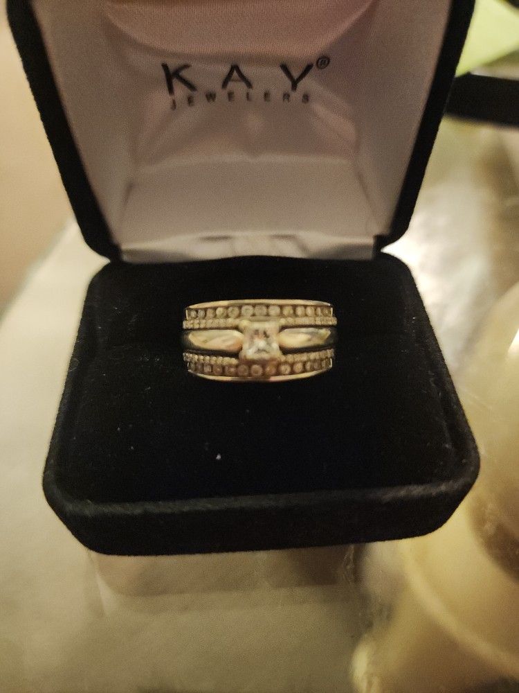 This Is A beautiful Wedding Set Already Sounder Together 