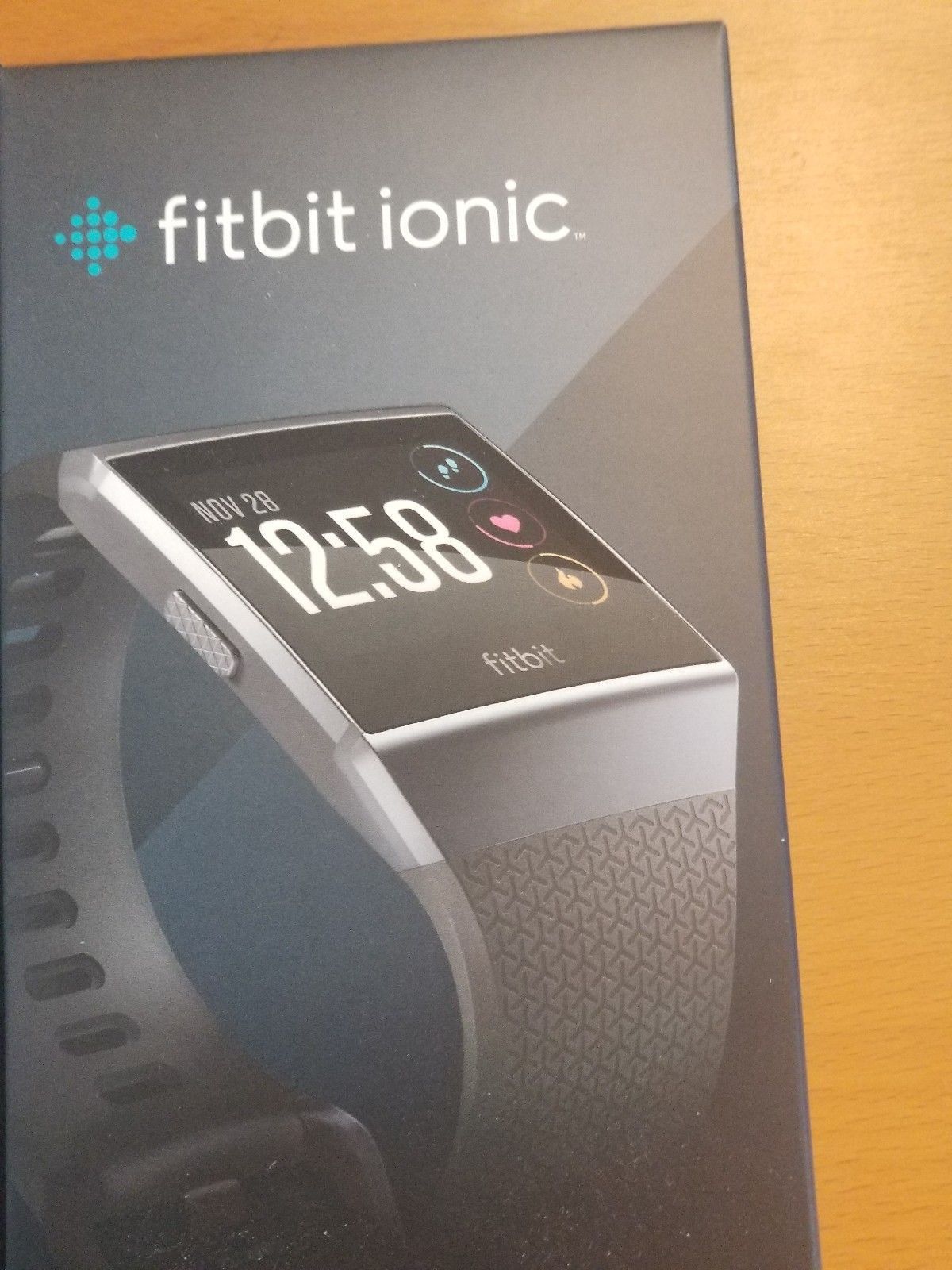 NEW Fitbit Ionic Smartwatch Small/Large