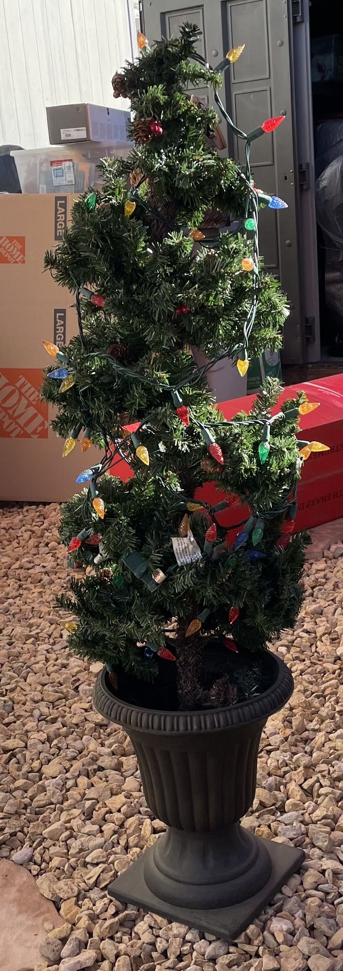 Christmas Topiary With Lights