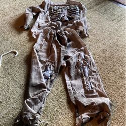 Youth Halloween Costume  Probably About 10-12 Youth 