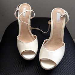 SHOES FOR SALE(Read Description)