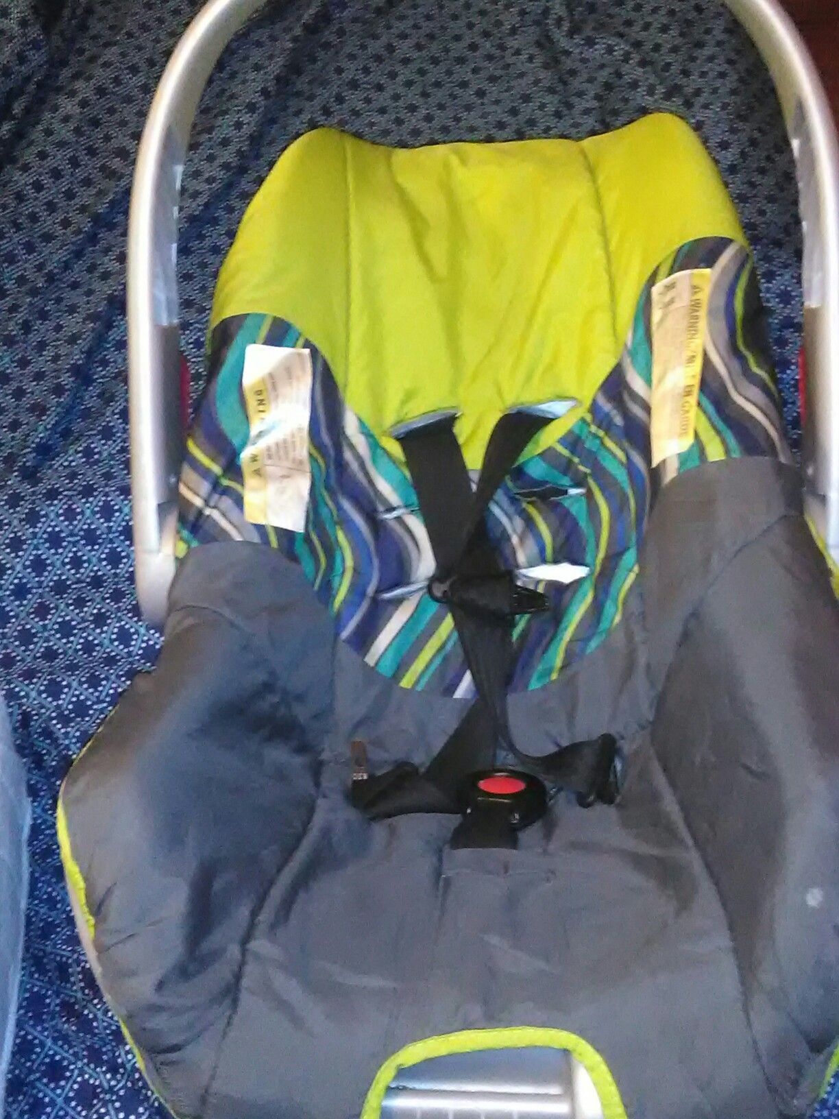 Infant car seat