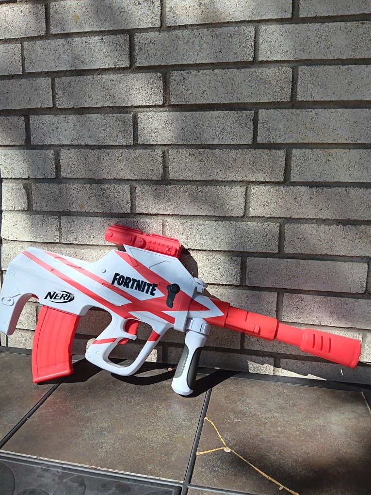 Nerf Fortnite B-AR Motorized Blaster
