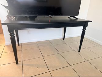 Mesa negra - black table
