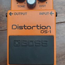 BOSS DS-1 Distortion Pedal GREAT Condition!