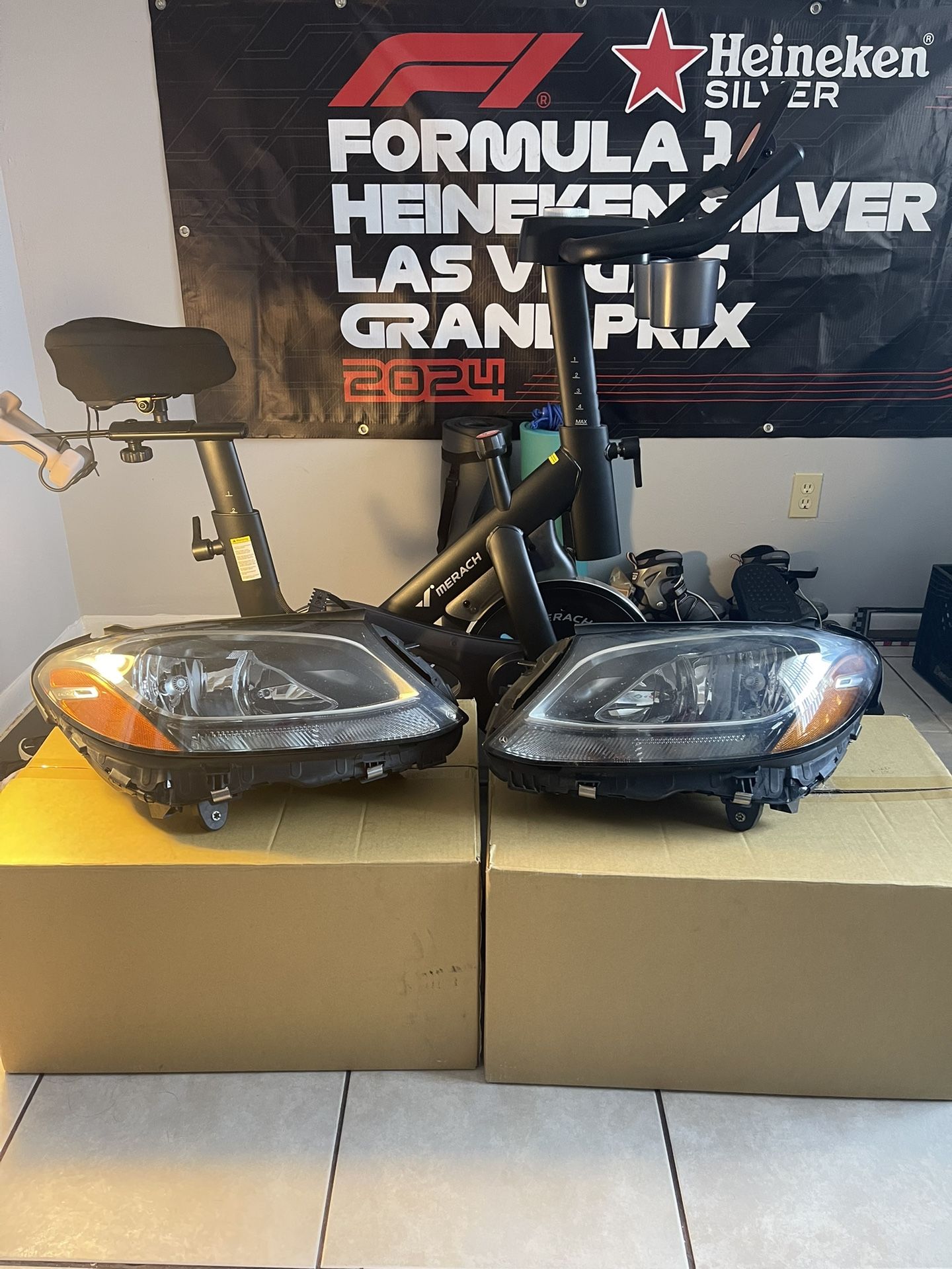 2015-2018 Mercedes Benz C300 HID Headlights (Pair) Left And Right