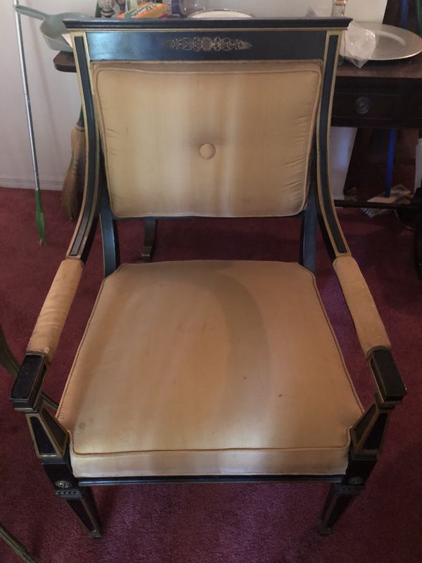 Antique chair for Sale in Orlando, FL OfferUp