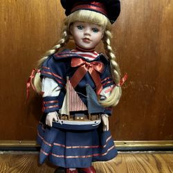 Design Mandi Limited Edition Collectable Porcelain Doll 2004
