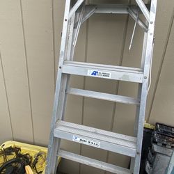 6’ Step Ladder