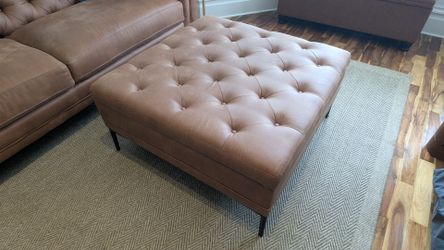 Brinna Upholstered Lift Top Storage Ottoman